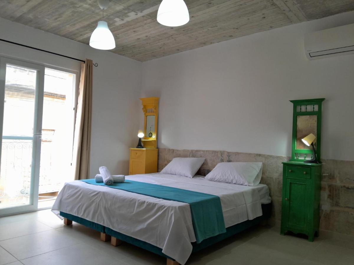 Limestone Sun Suites Sliema Extérieur photo